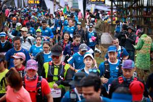 BIB: 090, 154
                            <button type="button" onclick="openModal(13431219)" class="btn btn-primary btn-sm float-right btn-popup" data-toggle="modal" data-target=".modal-high-quality">
                        <i class="fas fa-shopping-cart"></i> Add to Cart
                    </button>
                                            <button type="button" onclick="isThisMe(13431219, true)" class="btn btn-success btn-sm float-right btn-popup btn-isme hidden" data-toggle="tooltip" data-placement="bottom" title="นี่คือรูปของคุณใช่ไหม คลิกที่นี่เพื่อเอาเข้าอัลบั้ม">
                        <i class="fas fa-plus"></i> Add to album
                    </button>
                    <button type="button" onclick="isThisMe(13431219, false)" class="btn btn-warning btn-sm float-right btn-popup btn-isnotme hidden">
                        <i class="fas fa-ban"></i> Remove from album
                    </button>